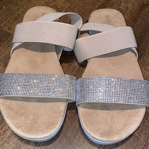 Torrid size 10.5 sandals